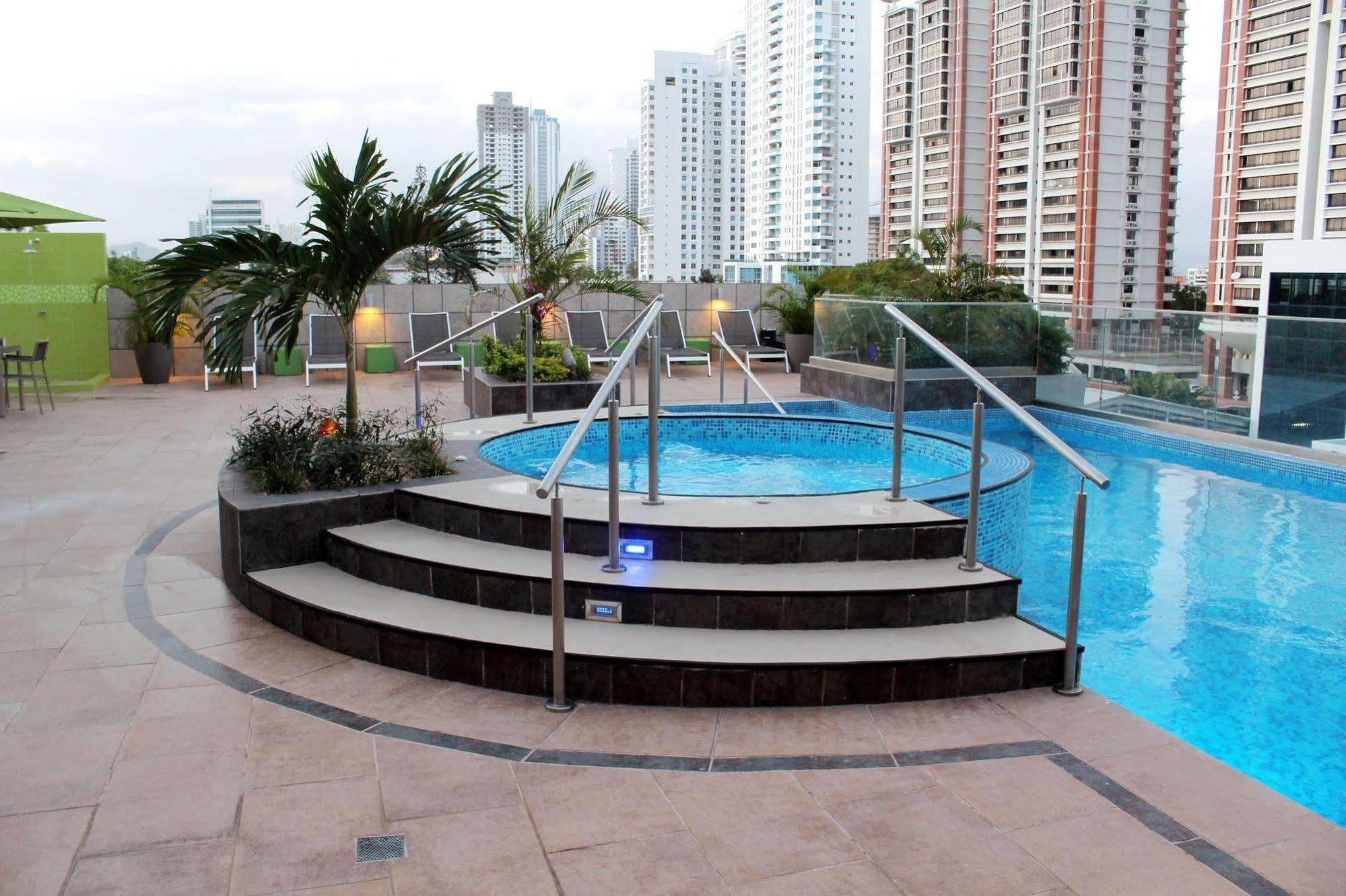 Ramada Plaza By Wyndham Punta Pacifica Hotel
