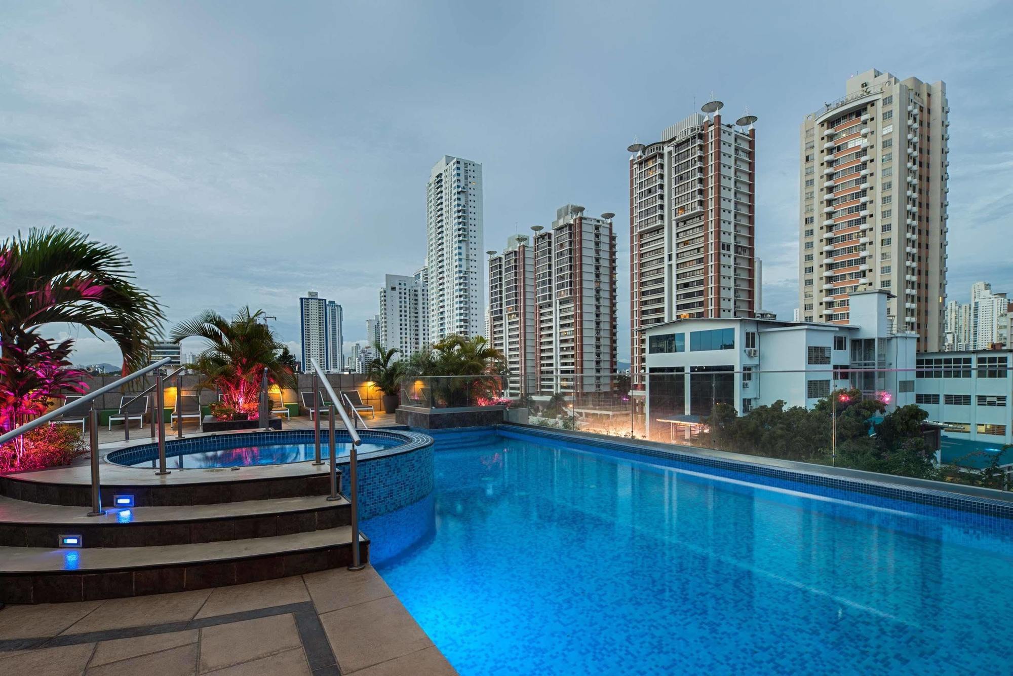 Ramada Plaza By Wyndham Punta Pacifica