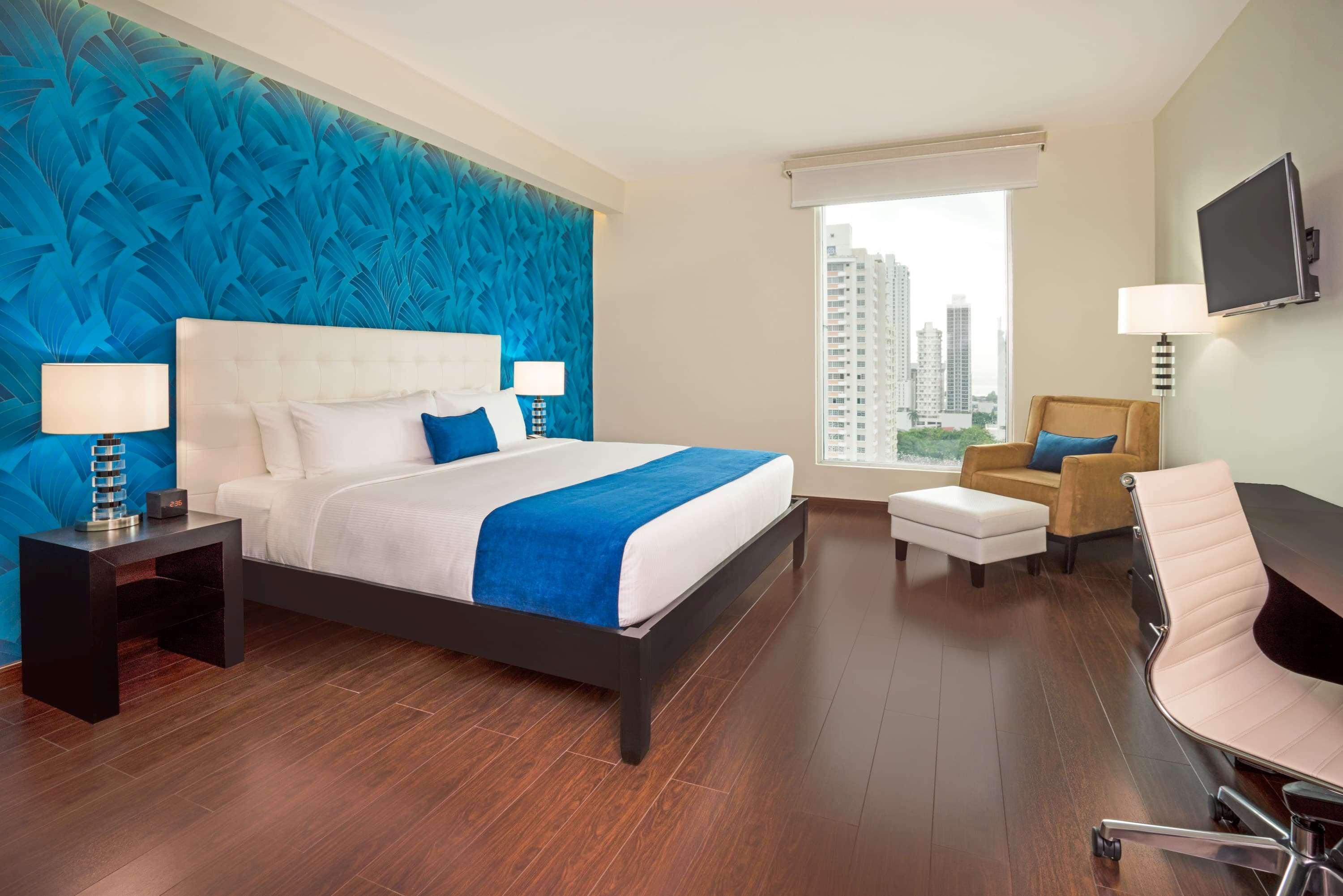 Hotel Ramada Plaza By Wyndham Punta Pacifica 4*