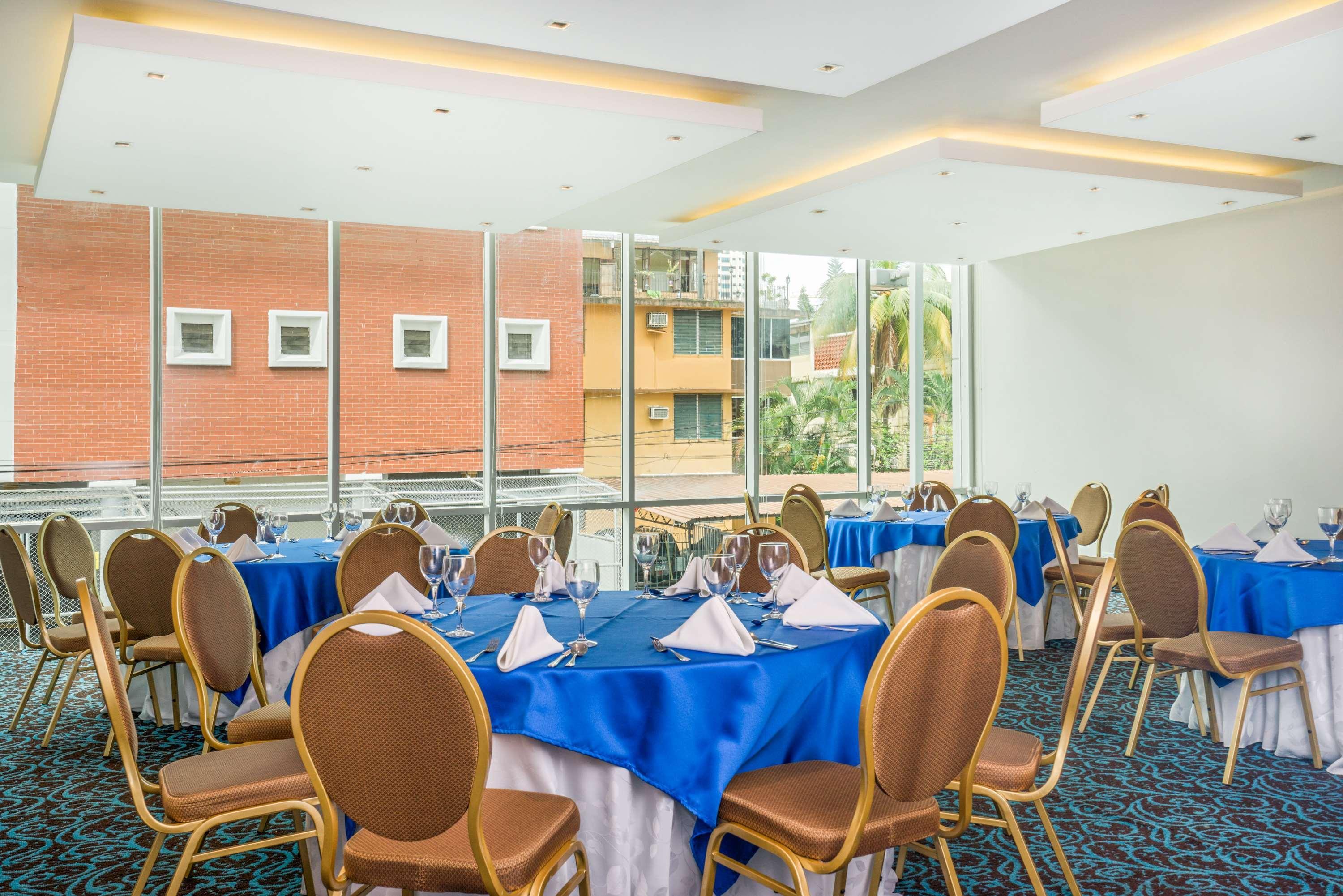 Ramada Plaza By Wyndham Punta Pacifica