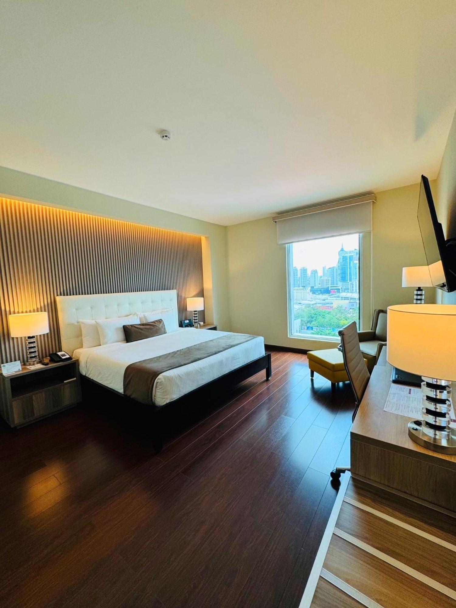 Ramada Plaza By Wyndham Punta Pacifica 4*