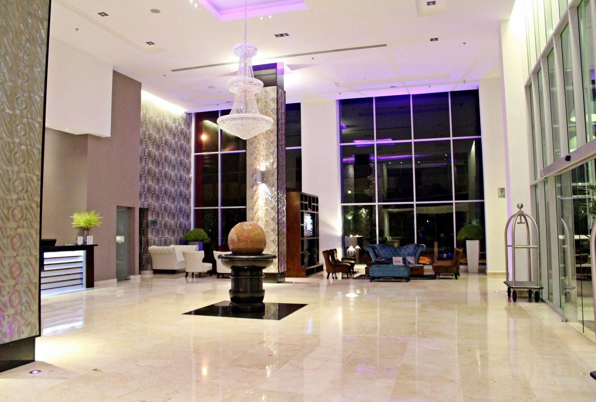 Hotel Ramada Plaza By Wyndham Punta Pacifica